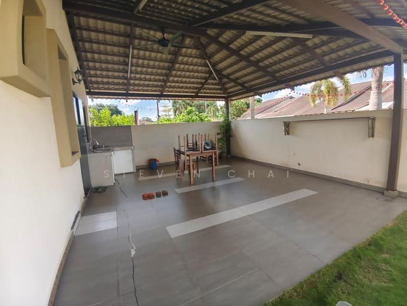 Semi-Detached House for Sale in Rambai Jaya (Bukit Rambai) - Steven Chai - Exterior - PropertyGuru.com.my