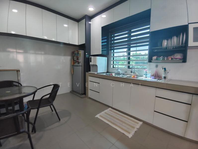 Semi-Detached House for Sale in Rambai Jaya (Bukit Rambai) - Steven Chai - Kitchen - PropertyGuru.com.my