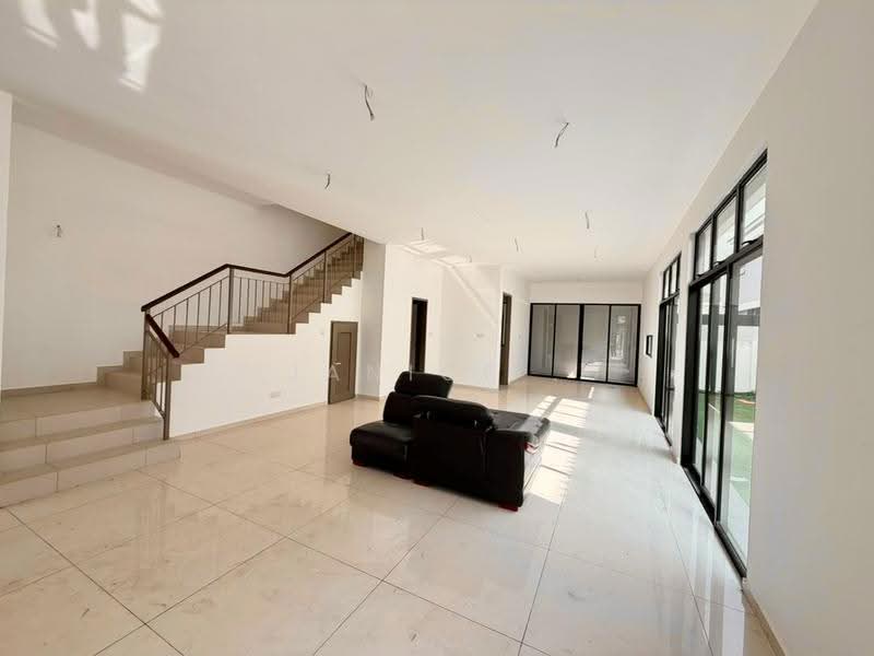 Rumah Kluster untuk Dijual di Austin Crest (Johor Bahru) - Janice . - Living Room - PropertyGuru.com.my