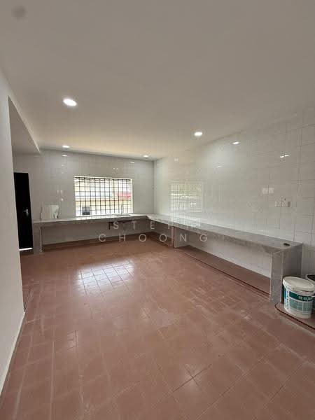 Rumah Teres 1-Tingkat untuk Dijual di Kulai Besar (Kulai) - Steph Choong - Kitchen - PropertyGuru.com.my