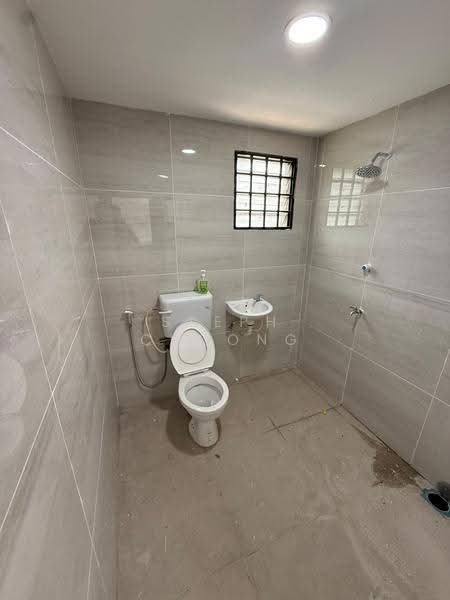 Rumah Teres 1-Tingkat untuk Dijual di Kulai Besar (Kulai) - Steph Choong - Bathroom - PropertyGuru.com.my