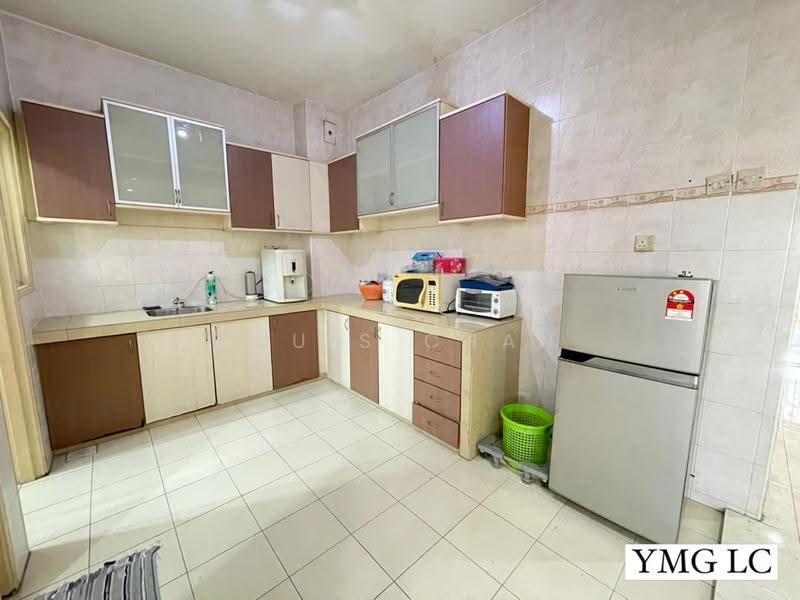 2-storey Terraced House for Rent in Setia Impian (Setia Alam) - Louis Chan - Kitchen - PropertyGuru.com.my