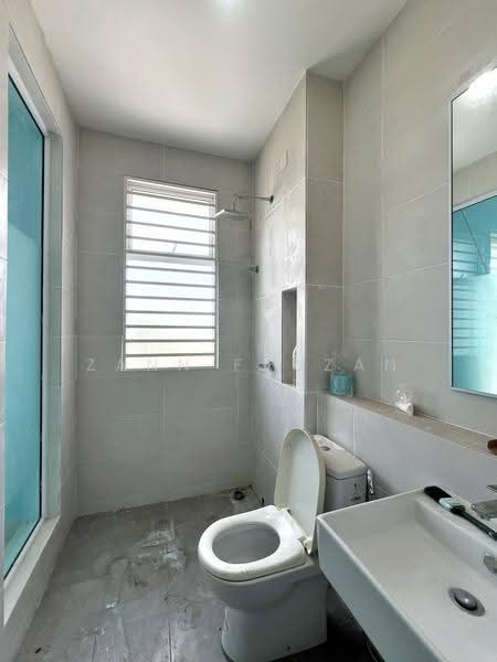 Rumah Teres 2-Tingkat untuk Dijual di Serendah (Selangor) - Zann Fauzan - Bathroom - PropertyGuru.com.my