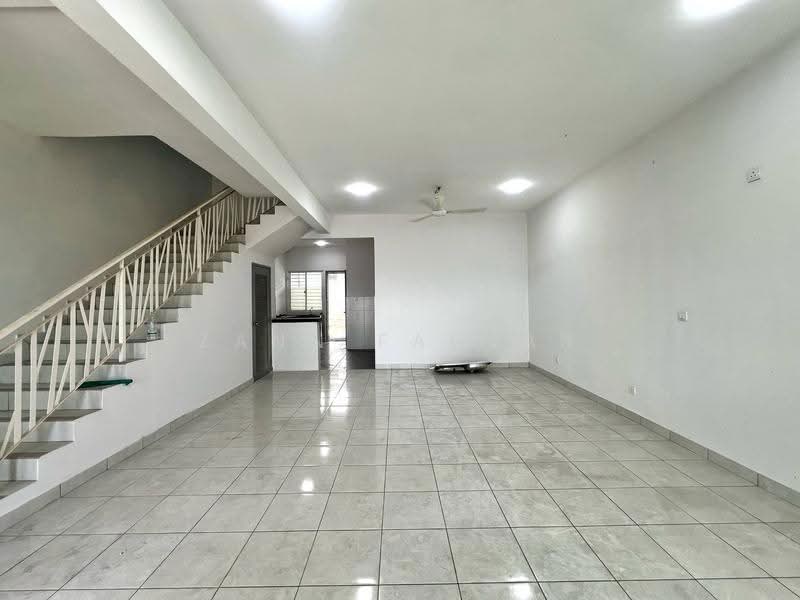 Rumah Teres 2-Tingkat untuk Dijual di Serendah (Selangor) - Zann Fauzan - Living Room - PropertyGuru.com.my