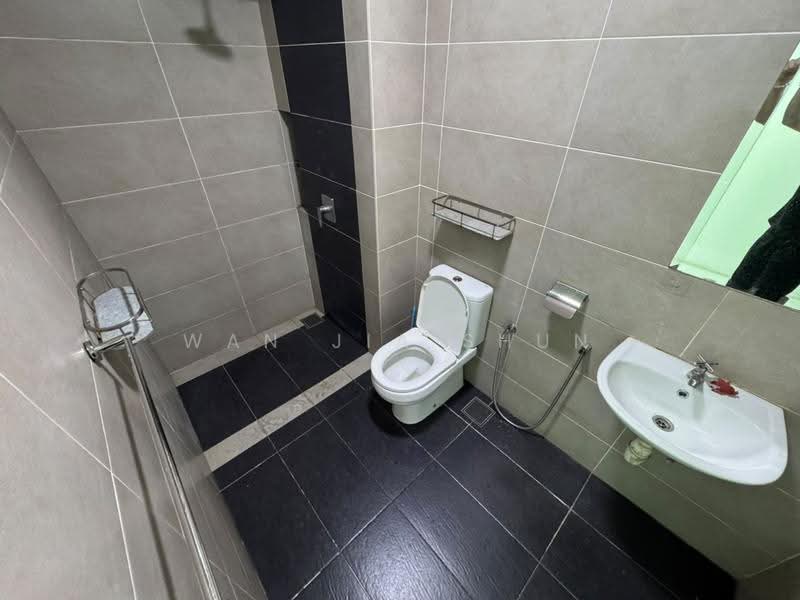 Kondominium untuk Disewa di The Nest @ Genting Klang - Wan Jia Shun - Bathroom - PropertyGuru.com.my