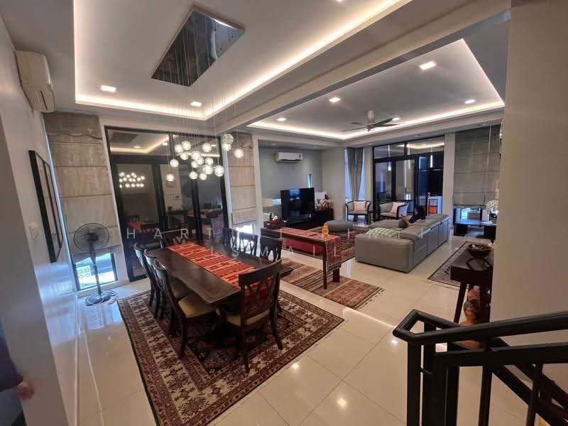 Rumah Teres 3-Tingkat untuk Dijual di Sepang (Selangor) - Hartini Binti Ismail - Living Room - PropertyGuru.com.my