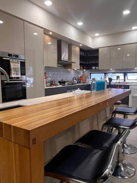Rumah Teres 3-Tingkat untuk Dijual di Sepang (Selangor) - Hartini Binti Ismail - Kitchen - PropertyGuru.com.my