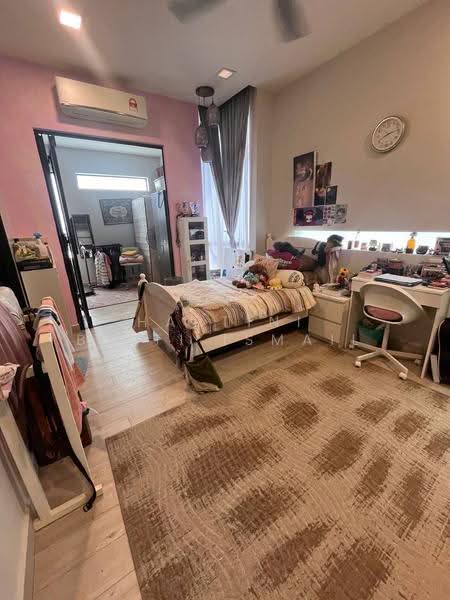 Rumah Teres 3-Tingkat untuk Dijual di Sepang (Selangor) - Hartini Binti Ismail - Bedroom - PropertyGuru.com.my