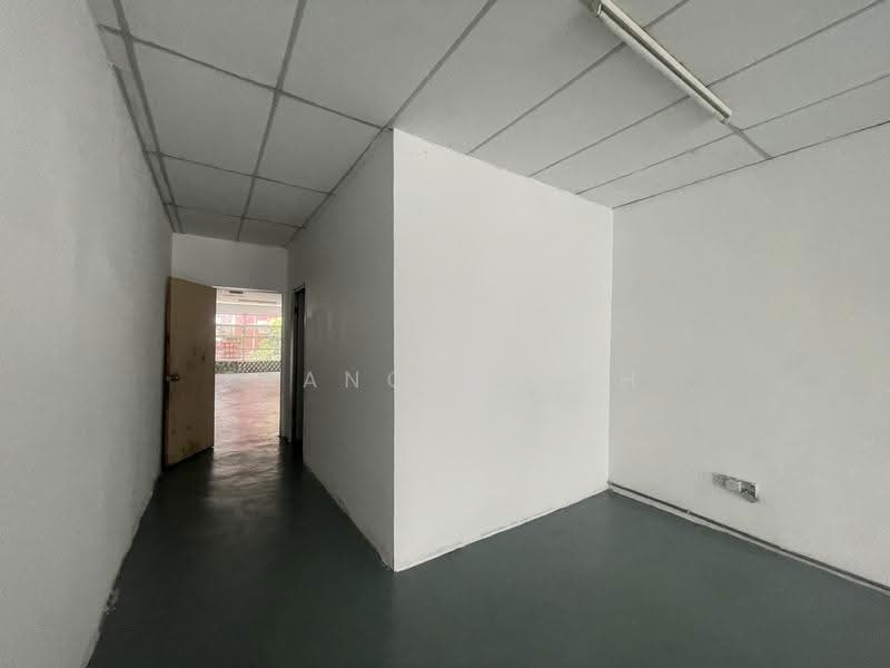 Shop / Office untuk Disewa di Kampung Medan (Petaling Jaya) - Francis Soh - Interior - PropertyGuru.com.my