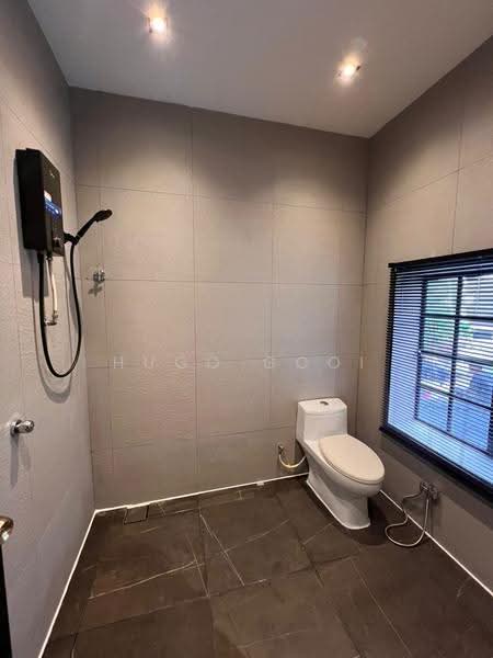 Bungalow House for Sale in Titiwangsa (Kuala Lumpur) - Hugo Gooi - Bathroom - PropertyGuru.com.my
