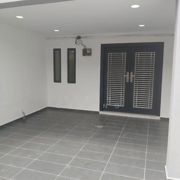 Rumah Teres 1-Tingkat untuk Dijual di Taman Megah Ria (Masai) - Steph Choong - Entrance - PropertyGuru.com.my