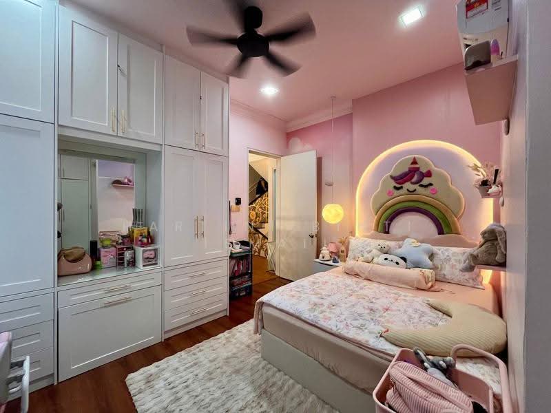 Semi-Detached House for Sale in Kajang (Selangor) - Hartini Binti Ismail - Bedroom - PropertyGuru.com.my