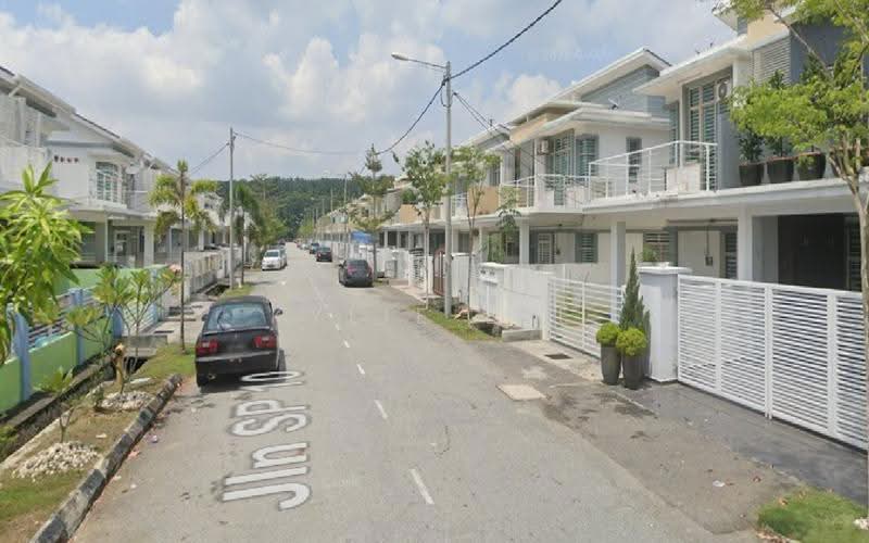 Semi-Detached House for Sale in Bandar Saujana Putra (Tanjong Duabelas) - Kylie Lee - Exterior - PropertyGuru.com.my