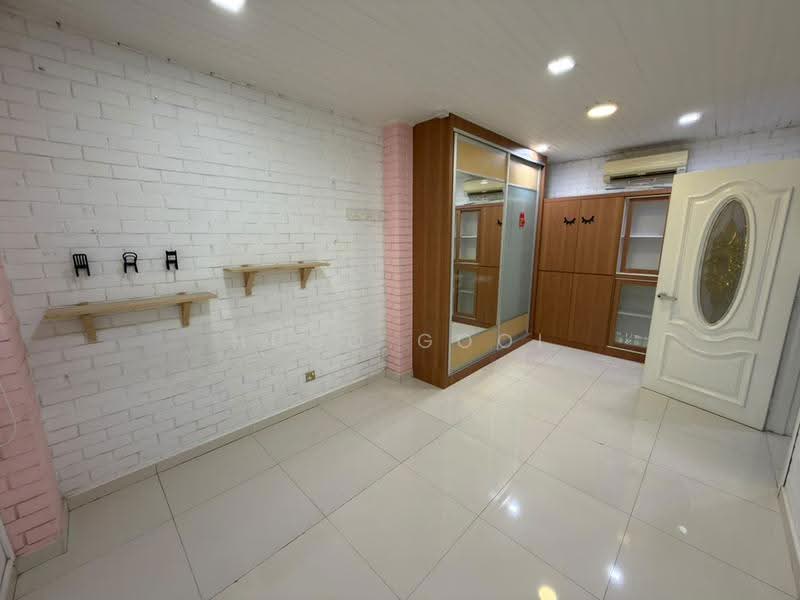 Bungalow House for Rent in Country Heights (Kajang) - Hugo Gooi - Interior - PropertyGuru.com.my