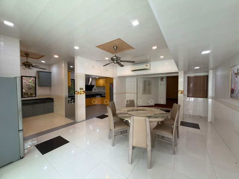 Bungalow House for Rent in Country Heights (Kajang) - Hugo Gooi - Kitchen - PropertyGuru.com.my