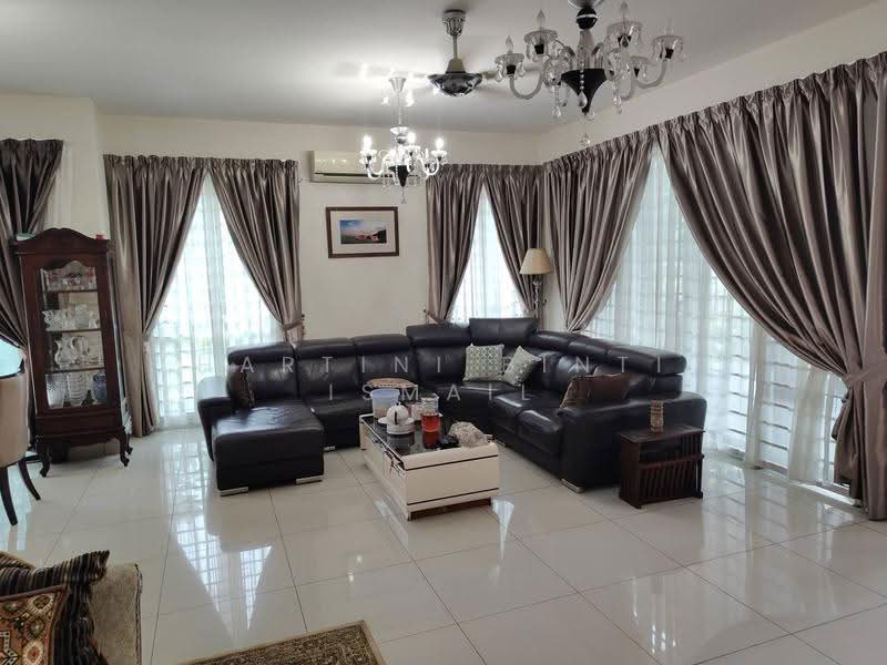 2-storey Terraced House for Sale in Alam Impian (Shah Alam) - Hartini Binti Ismail - Living Room - PropertyGuru.com.my