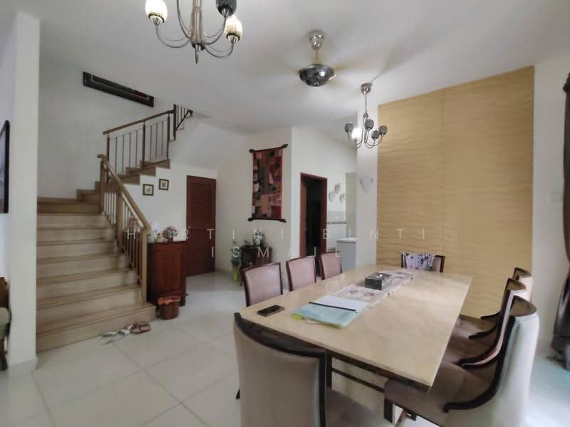 2-storey Terraced House for Sale in Alam Impian (Shah Alam) - Hartini Binti Ismail - Dining Room - PropertyGuru.com.my