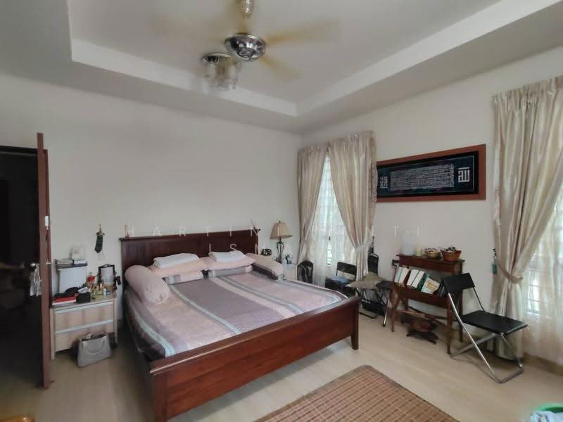2-storey Terraced House for Sale in Alam Impian (Shah Alam) - Hartini Binti Ismail - Bedroom - PropertyGuru.com.my