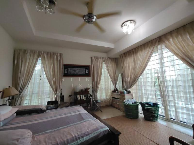 2-storey Terraced House for Sale in Alam Impian (Shah Alam) - Hartini Binti Ismail - Bedroom - PropertyGuru.com.my