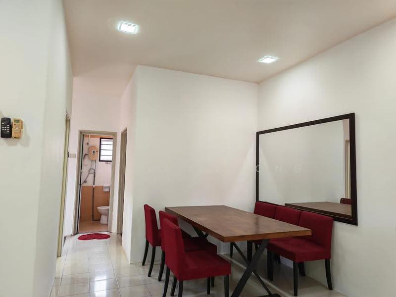 Rumah Bandar untuk Disewa di Sungai Long (Bandar Sungai Long) - Alicia Choong - Dining Room - PropertyGuru.com.my