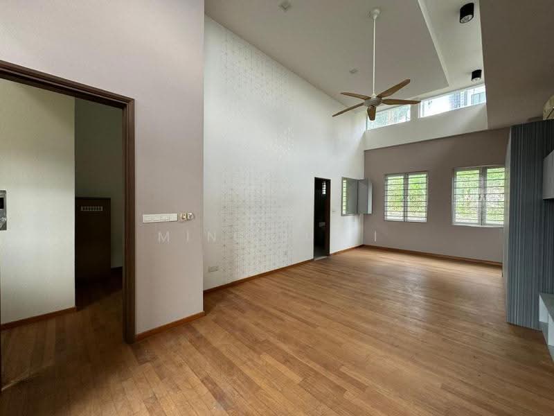 4.5-storey Terraced House for Sale in Happy Garden (Kuchai Lama) - Ming Ju Li - PropertyGuru.com.my