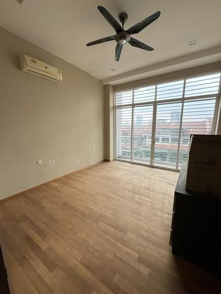 4.5-storey Terraced House for Sale in Happy Garden (Kuchai Lama) - Ming Ju Li - PropertyGuru.com.my