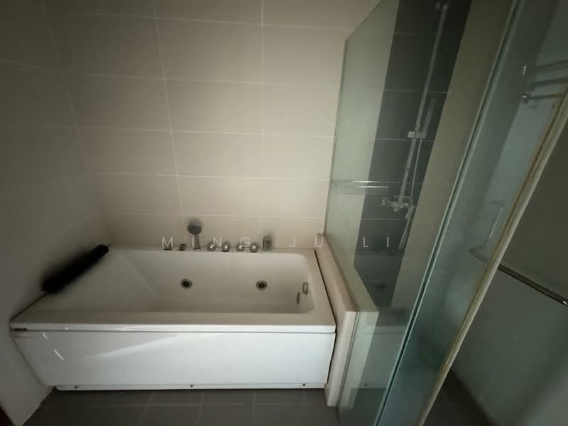 4.5-storey Terraced House for Sale in Happy Garden (Kuchai Lama) - Ming Ju Li - PropertyGuru.com.my