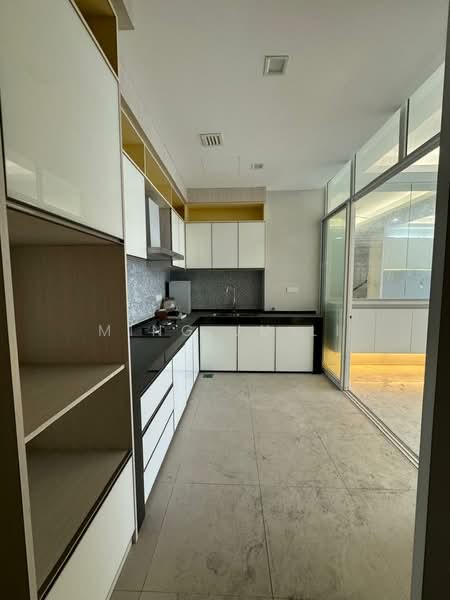 4.5-storey Terraced House for Sale in Happy Garden (Kuchai Lama) - Ming Ju Li - PropertyGuru.com.my