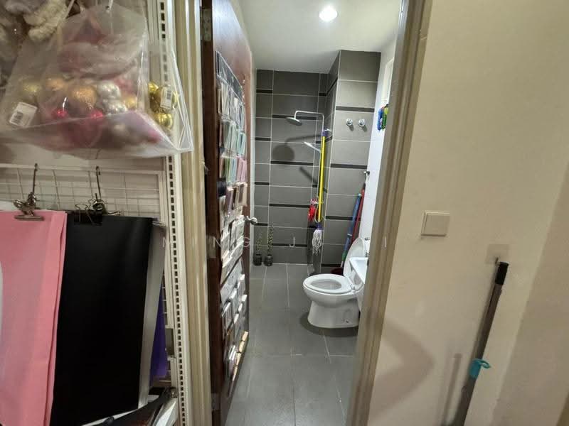 4.5-storey Terraced House for Sale in Happy Garden (Kuchai Lama) - Ming Ju Li - PropertyGuru.com.my