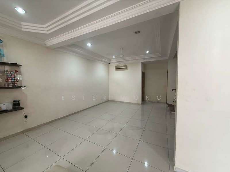 2-storey Terraced House for Sale in Johor Bahru (Johor) - Ester Wong - Living Room - PropertyGuru.com.my