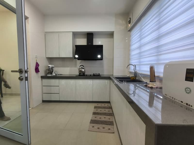 Rumah Teres untuk Dijual di Johor Bahru (Johor) - Ryan Tan - Kitchen - PropertyGuru.com.my