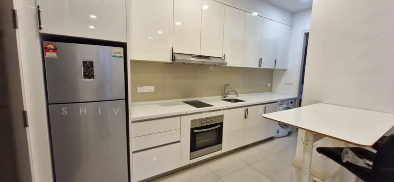 Kediaman Servis untuk Disewa di Setia SKY Residences - Shiva Kharvaran - Kitchen - PropertyGuru.com.my
