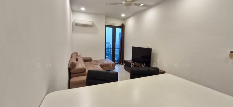 Kediaman Servis untuk Disewa di Setia SKY Residences - Shiva Kharvaran - Living Room - PropertyGuru.com.my
