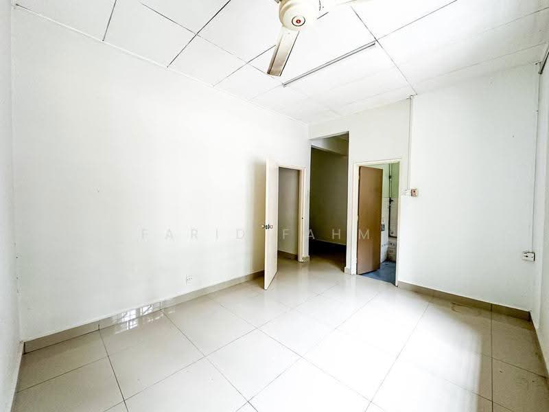 2-storey Terraced House for Sale in Kelana Jaya (Petaling Jaya) - Farid Fahmi - PropertyGuru.com.my