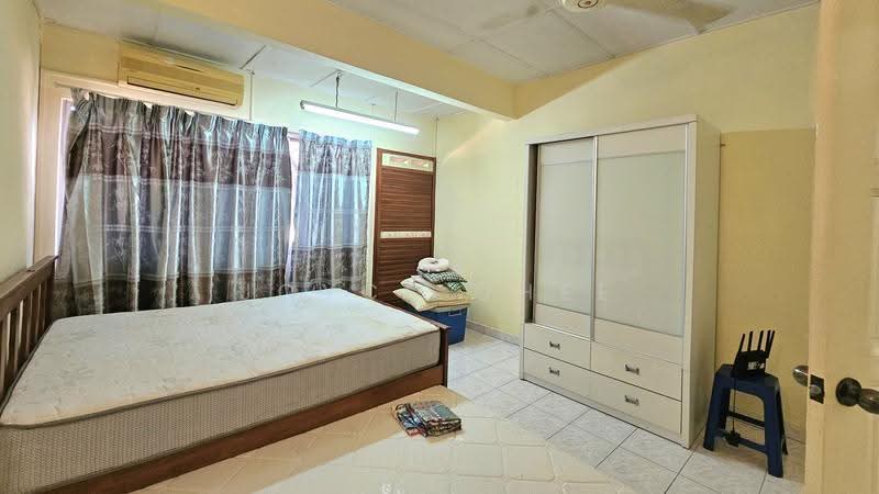 2-storey Terraced House for Sale in Taman Bidara (Selayang) - Joyce Chee - Bedroom - PropertyGuru.com.my