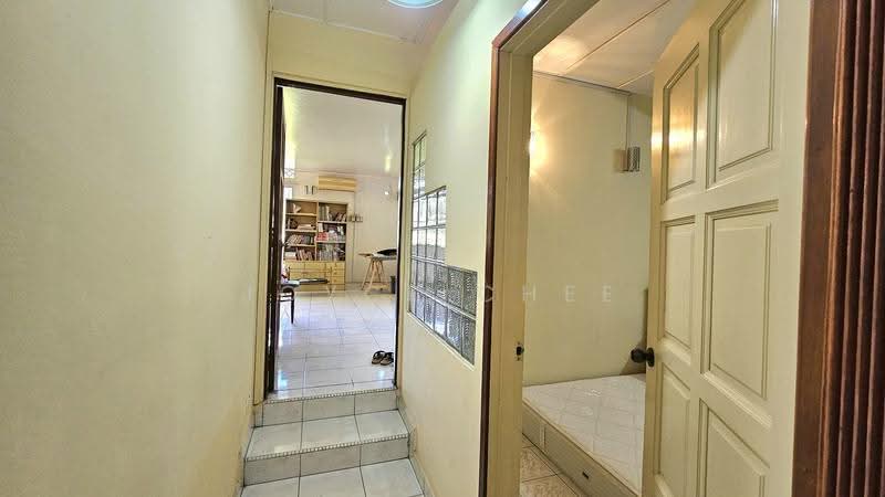 2-storey Terraced House for Sale in Taman Bidara (Selayang) - Joyce Chee - Corridor - PropertyGuru.com.my