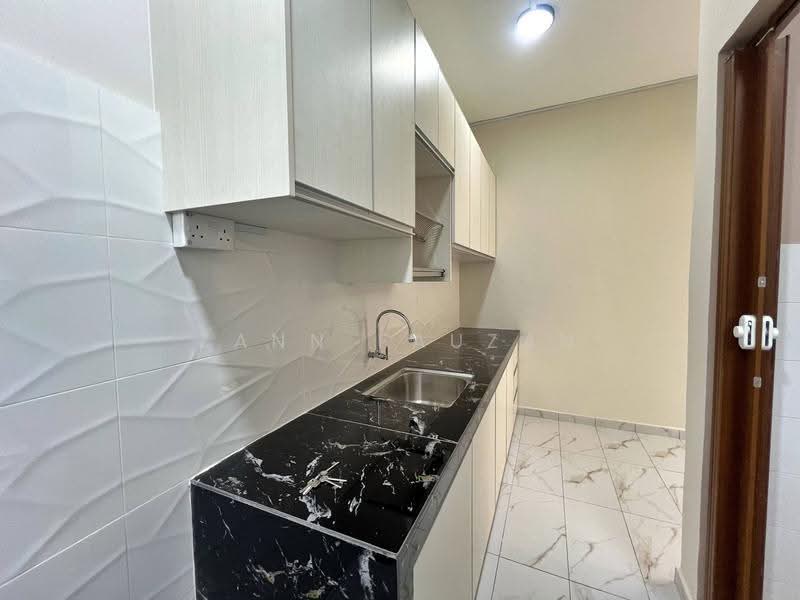Rumah Teres 2-Tingkat untuk Dijual di Bukit Sentosa (Rawang) - Zann Fauzan - Kitchen - PropertyGuru.com.my