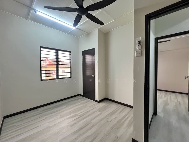 Rumah Teres 2-Tingkat untuk Dijual di Bukit Sentosa (Rawang) - Zann Fauzan - Interior - PropertyGuru.com.my