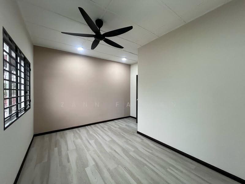 Rumah Teres 2-Tingkat untuk Dijual di Bukit Sentosa (Rawang) - Zann Fauzan - Interior - PropertyGuru.com.my
