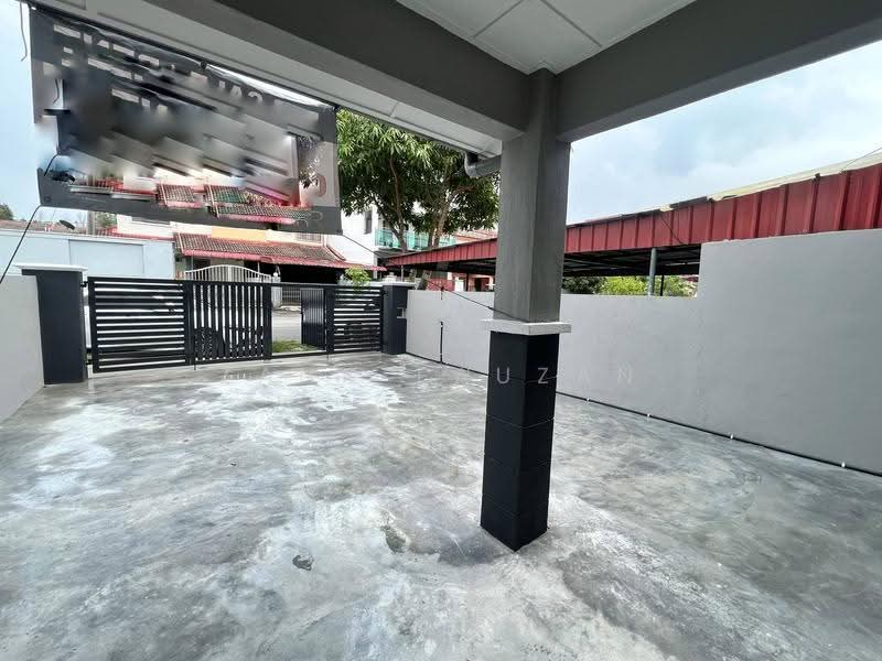 Rumah Teres 2-Tingkat untuk Dijual di Bukit Sentosa (Rawang) - Zann Fauzan - Exterior - PropertyGuru.com.my