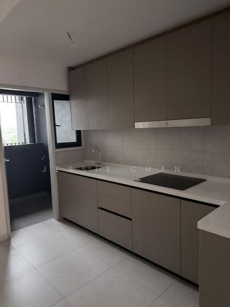 Service Residence for Sale at Teja @ Subang Jaya City Centre (SJCC) - Jessie Chan - Kitchen - PropertyGuru.com.my