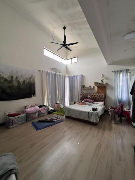 Semi-Detached House for Sale in Antara Gapi (Ulu Yam) - Nurul Abd Latif - Bedroom - PropertyGuru.com.my