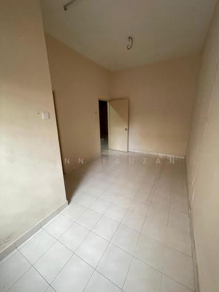 2-storey Terraced House for Sale in Denai Alam (Shah Alam) - Zann Fauzan - Interior - PropertyGuru.com.my