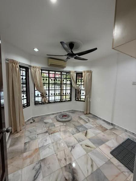 2-storey Terraced House for Rent in SS18 (Subang Jaya) - Carlos Ng - Living Room - PropertyGuru.com.my