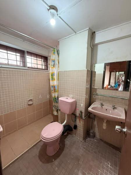 Rumah Teres 2-Tingkat untuk Disewa di SS18 (Subang Jaya) - Carlos Ng - Bathroom - PropertyGuru.com.my