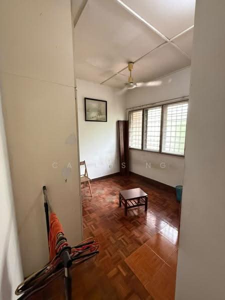 Rumah Teres 2-Tingkat untuk Disewa di SS18 (Subang Jaya) - Carlos Ng - Living Room - PropertyGuru.com.my