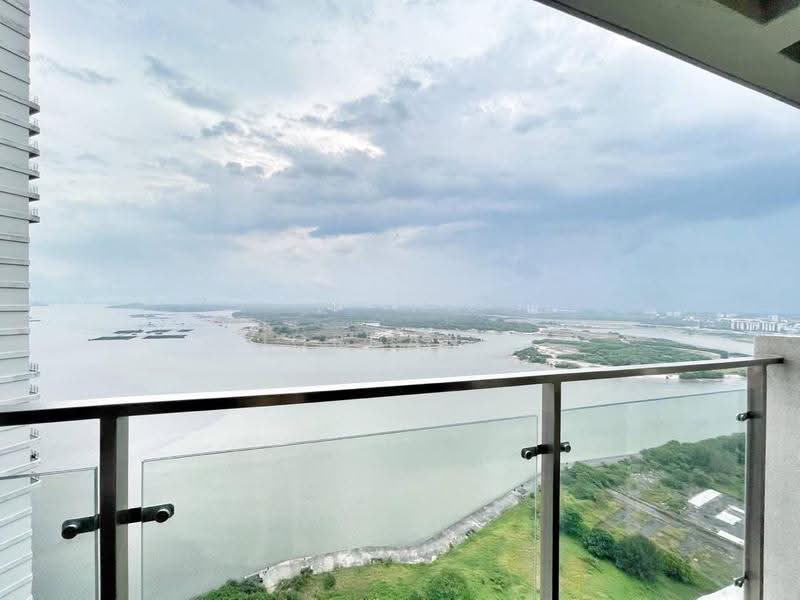 Condominium for Rent at Royal Strand @ Country Garden Danga Bay - Jordan . - Balcony - PropertyGuru.com.my