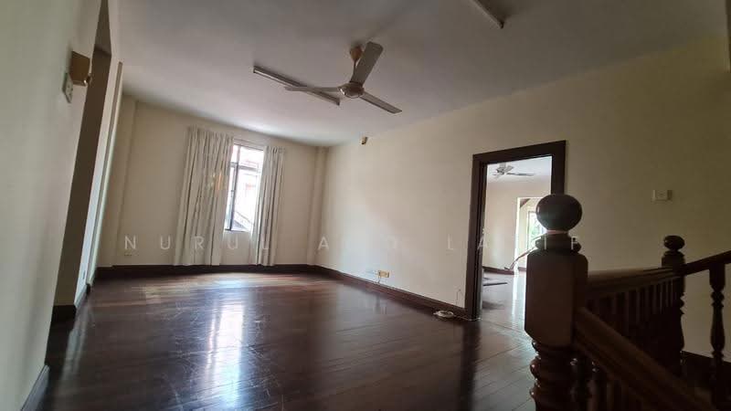 Semi-Detached House for Rent in Bandar Baru Sri Petaling (Sri Petaling) - Nurul Abd Latif - Living Room - PropertyGuru.com.my