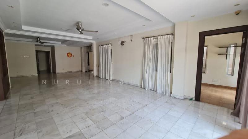 Semi-Detached House for Rent in Bandar Baru Sri Petaling (Sri Petaling) - Nurul Abd Latif - Living Room - PropertyGuru.com.my