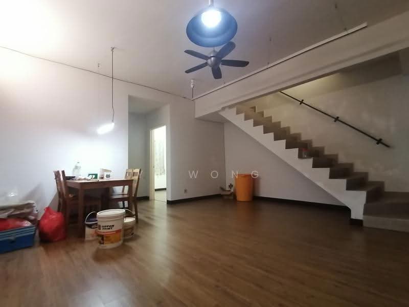 Rumah Teres 2-Tingkat untuk Dijual di TAMAN PUCHONG UTAMA (Puchong) - YT Wong - Living Room - PropertyGuru.com.my